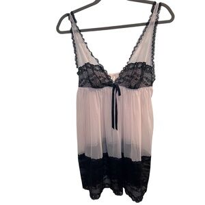Victoria’s Secret Sheer Babydoll Slip Lingerie Pink & Black Lace Size Large